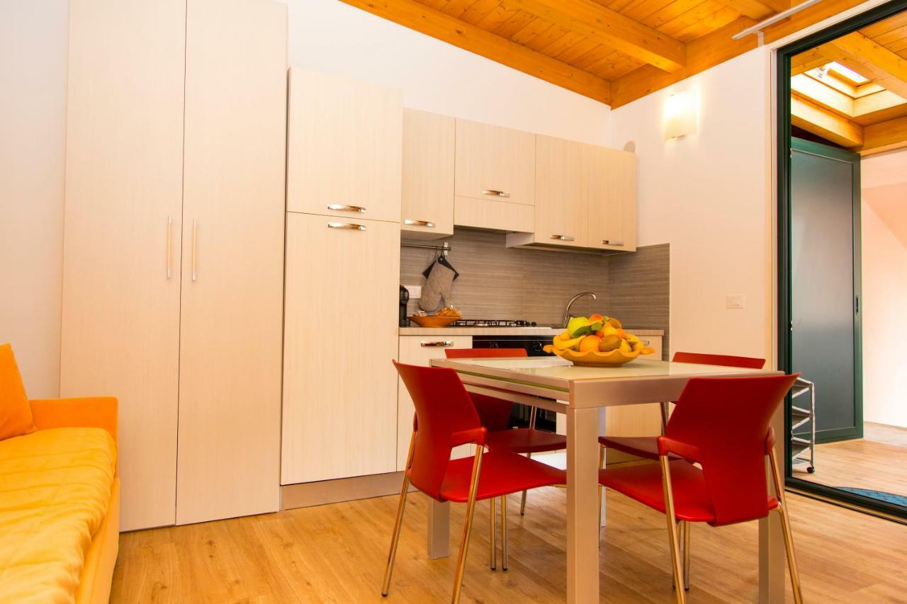 Appartamenti Vacanze Mareemare * Capo d'Orlando